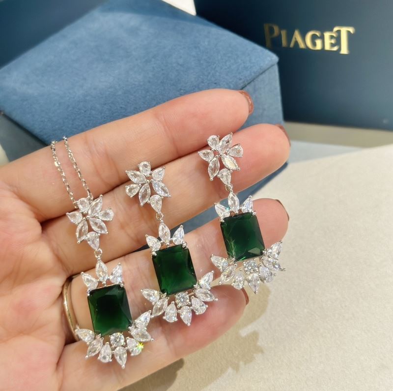 Piaget Necklaces